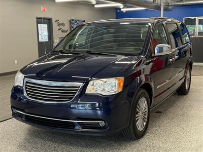 2013 Chrysler Town and Country Touring-L   - Photo 3 - Grand Rapids, MI 49504