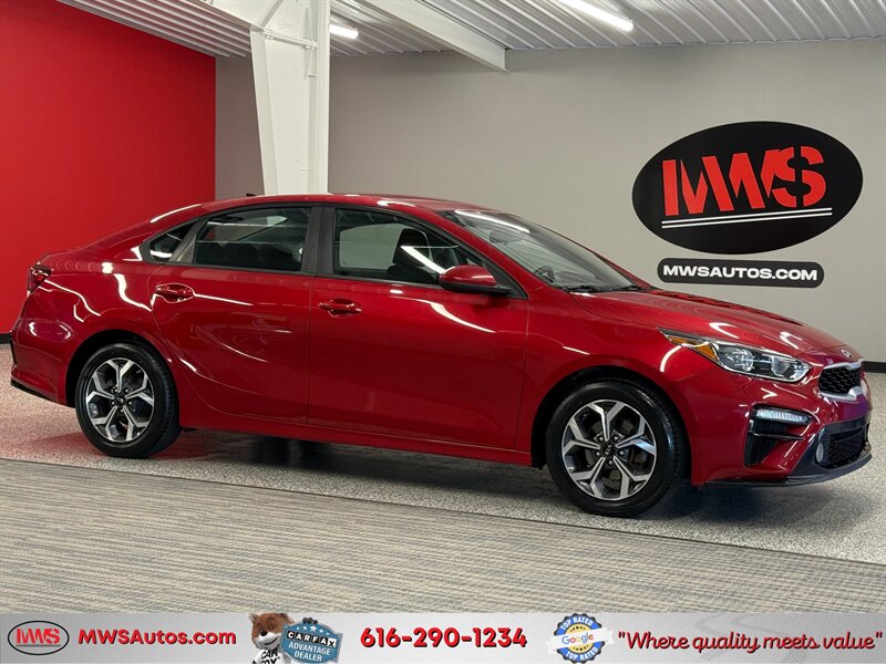 2020 Kia Forte LXS - Photo 1 - Grand Rapids, MI 49504