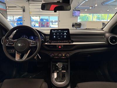 2020 Kia Forte LXS   - Photo 28 - Grand Rapids, MI 49504