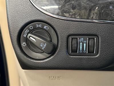 2014 Chrysler Town and Country Touring   - Photo 20 - Grand Rapids, MI 49504