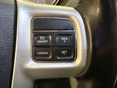 2014 Chrysler Town and Country Touring   - Photo 21 - Grand Rapids, MI 49504