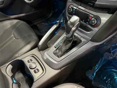 2014 Ford Focus Titanium - Photo 13 - Grand Rapids, MI 49504