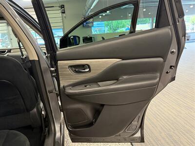 2017 Nissan Murano SV   - Photo 4 - Grand Rapids, MI 49504