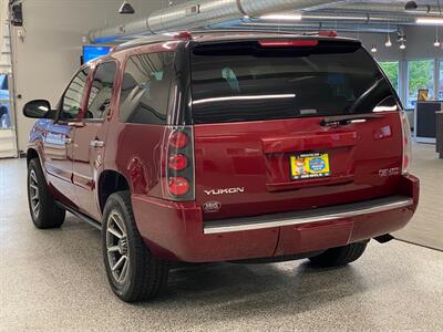 2008 GMC Yukon Denali   - Photo 6 - Grand Rapids, MI 49504