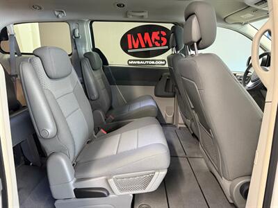 2010 Chrysler Town and Country Touring   - Photo 14 - Grand Rapids, MI 49504
