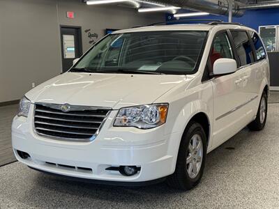 2010 Chrysler Town and Country Touring   - Photo 4 - Grand Rapids, MI 49504