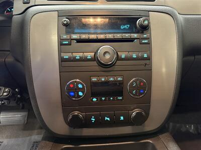 2009 Chevrolet Avalanche LT - Photo 23 - Grand Rapids, MI 49504