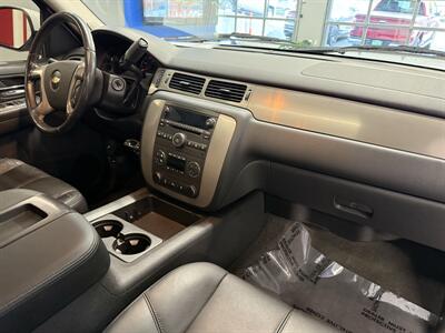 2009 Chevrolet Avalanche LT - Photo 15 - Grand Rapids, MI 49504