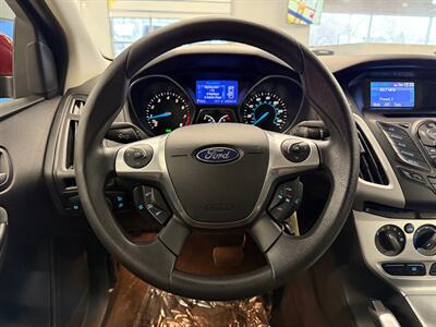 2013 Ford Focus SE   - Photo 15 - Grand Rapids, MI 49504