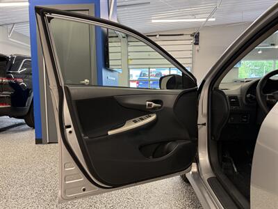 2013 Toyota Corolla S - Photo 13 - Grand Rapids, MI 49504