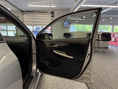 2013 Toyota Corolla S - Photo 21 - Grand Rapids, MI 49504