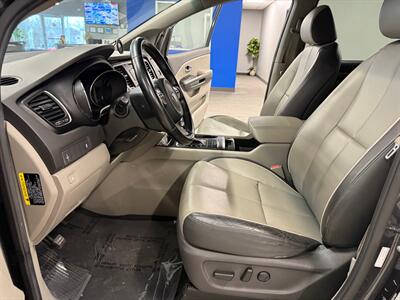 2016 Kia Sedona LX   - Photo 18 - Grand Rapids, MI 49504
