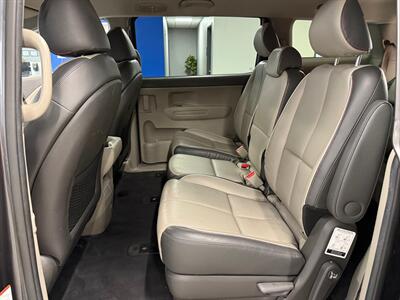 2016 Kia Sedona LX   - Photo 16 - Grand Rapids, MI 49504