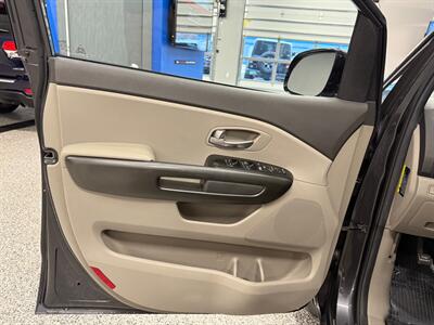 2016 Kia Sedona LX   - Photo 20 - Grand Rapids, MI 49504