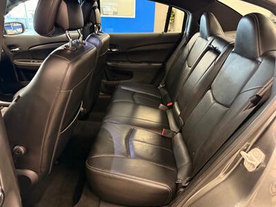 2012 Chrysler 200 Limited - Photo 25 - Grand Rapids, MI 49504