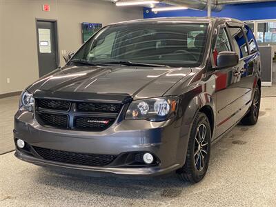 2014 Dodge Grand Caravan SXT   - Photo 3 - Grand Rapids, MI 49504