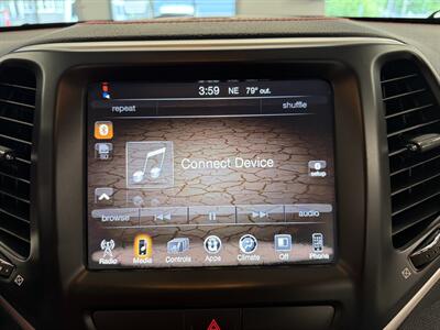 2016 Jeep Cherokee Trailhawk   - Photo 24 - Grand Rapids, MI 49504