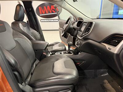2016 Jeep Cherokee Trailhawk   - Photo 41 - Grand Rapids, MI 49504