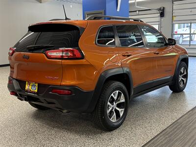2016 Jeep Cherokee Trailhawk   - Photo 8 - Grand Rapids, MI 49504