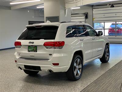 2015 Jeep Grand Cherokee Overland   - Photo 32 - Grand Rapids, MI 49504