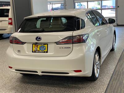 2012 Lexus CT 200h   - Photo 8 - Grand Rapids, MI 49504