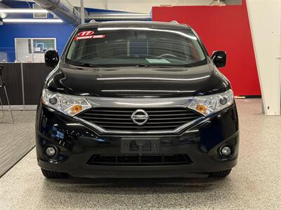 2017 Nissan Quest SV   - Photo 2 - Grand Rapids, MI 49504