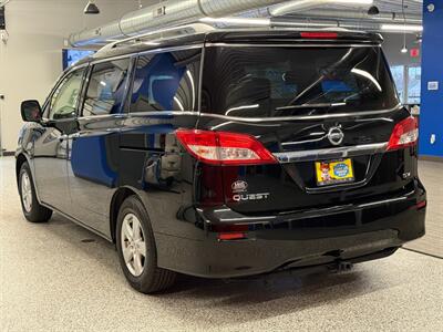 2017 Nissan Quest SV   - Photo 5 - Grand Rapids, MI 49504