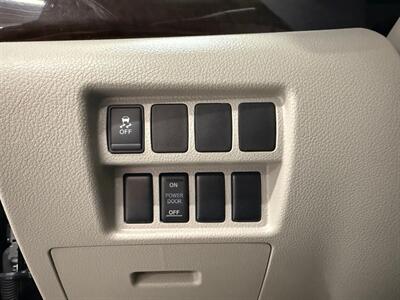 2017 Nissan Quest SV   - Photo 25 - Grand Rapids, MI 49504