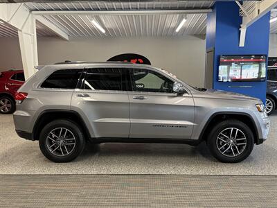 2018 Jeep Grand Cherokee Limited - Photo 8 - Grand Rapids, MI 49504