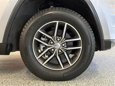 2018 Jeep Grand Cherokee Limited - Photo 9 - Grand Rapids, MI 49504