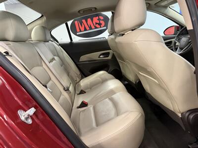 2014 Chevrolet Cruze 2LT Auto - Photo 13 - Grand Rapids, MI 49504