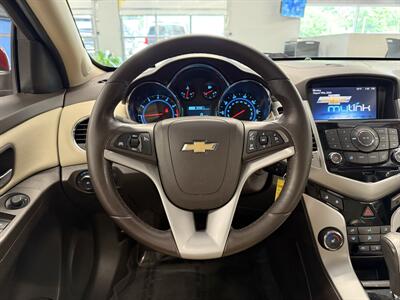 2014 Chevrolet Cruze 2LT Auto - Photo 34 - Grand Rapids, MI 49504