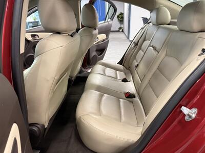 2014 Chevrolet Cruze 2LT Auto - Photo 15 - Grand Rapids, MI 49504