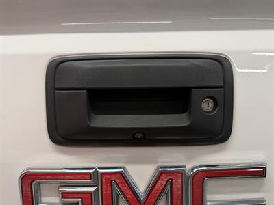 2015 GMC Sierra 1500 SLT   - Photo 17 - Grand Rapids, MI 49504