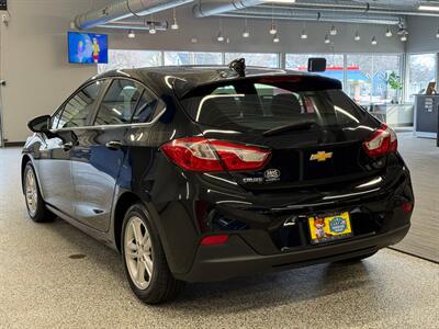 2017 Chevrolet Cruze LT Auto   - Photo 5 - Grand Rapids, MI 49504