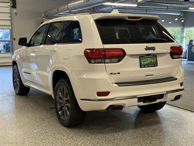2019 Jeep Grand Cherokee Overland - Photo 5 - Grand Rapids, MI 49504