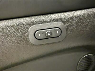 2019 Jeep Grand Cherokee Overland - Photo 14 - Grand Rapids, MI 49504