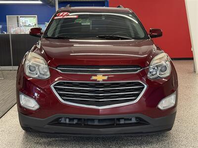 2017 Chevrolet Equinox LT   - Photo 2 - Grand Rapids, MI 49504