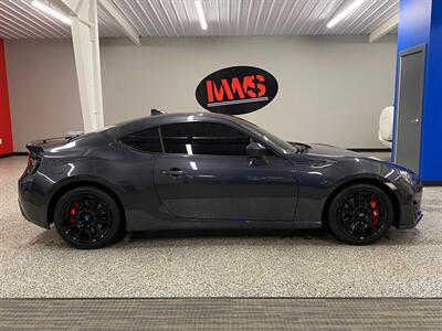 2017 Subaru BRZ Limited   - Photo 9 - Grand Rapids, MI 49504