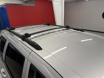 2010 Jeep Grand Cherokee Laredo - Photo 11 - Grand Rapids, MI 49504