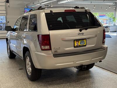 2010 Jeep Grand Cherokee Laredo - Photo 6 - Grand Rapids, MI 49504