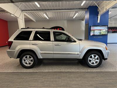 2010 Jeep Grand Cherokee Laredo - Photo 9 - Grand Rapids, MI 49504