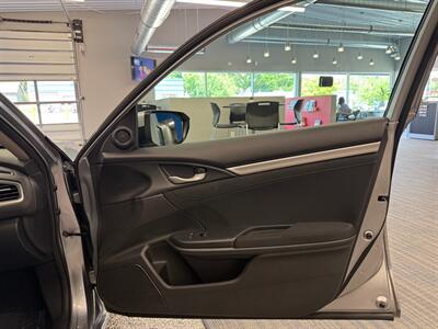 2016 Honda Civic EX-T   - Photo 11 - Grand Rapids, MI 49504