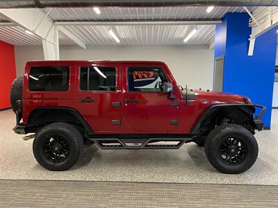 2011 Jeep Wrangler Unlimited Sahara   - Photo 16 - Grand Rapids, MI 49504