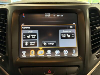 2015 Jeep Cherokee Latitude   - Photo 24 - Grand Rapids, MI 49504