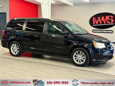 2014 Dodge Grand Caravan SXT   - Photo 1 - Grand Rapids, MI 49504