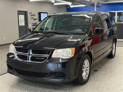 2014 Dodge Grand Caravan SXT   - Photo 4 - Grand Rapids, MI 49504
