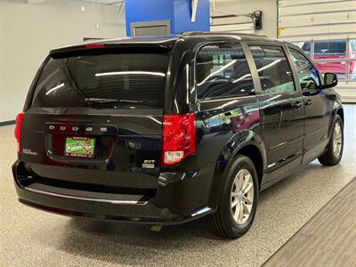 2014 Dodge Grand Caravan SXT   - Photo 9 - Grand Rapids, MI 49504