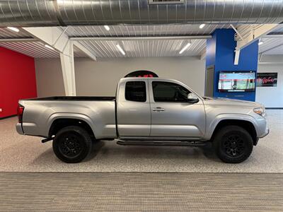 2022 Toyota Tacoma SR V6   - Photo 8 - Grand Rapids, MI 49504