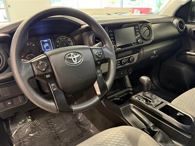 2022 Toyota Tacoma SR V6   - Photo 18 - Grand Rapids, MI 49504